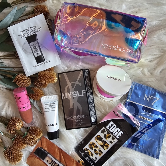 Elegant Skincare & Makeup Bundle - Picture 11 of 11